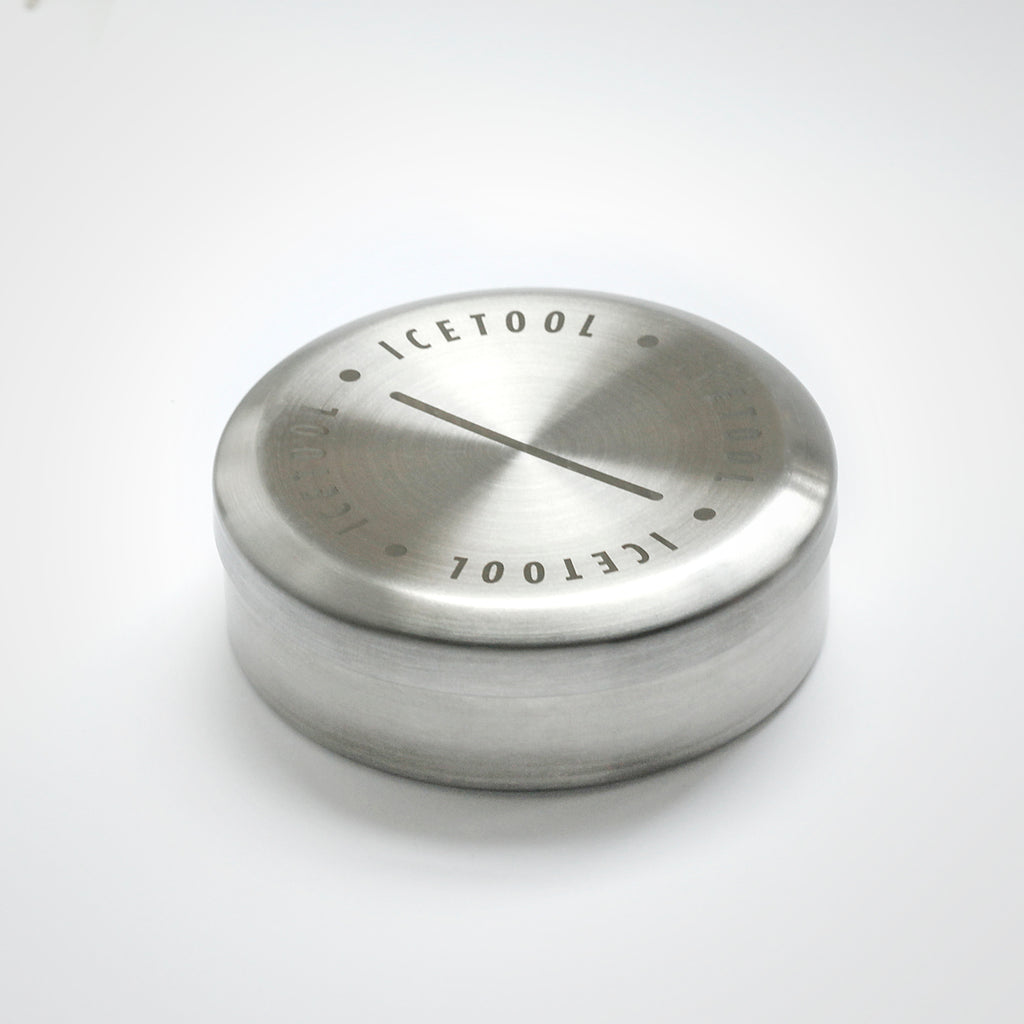 Icetool Tin Can snus container made of strong stainless steel.